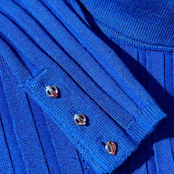 WHITE HOUSE BLACK MARKET sXS cobalt blue knit turtleneck Great color-looks new - Picture 3 of 6